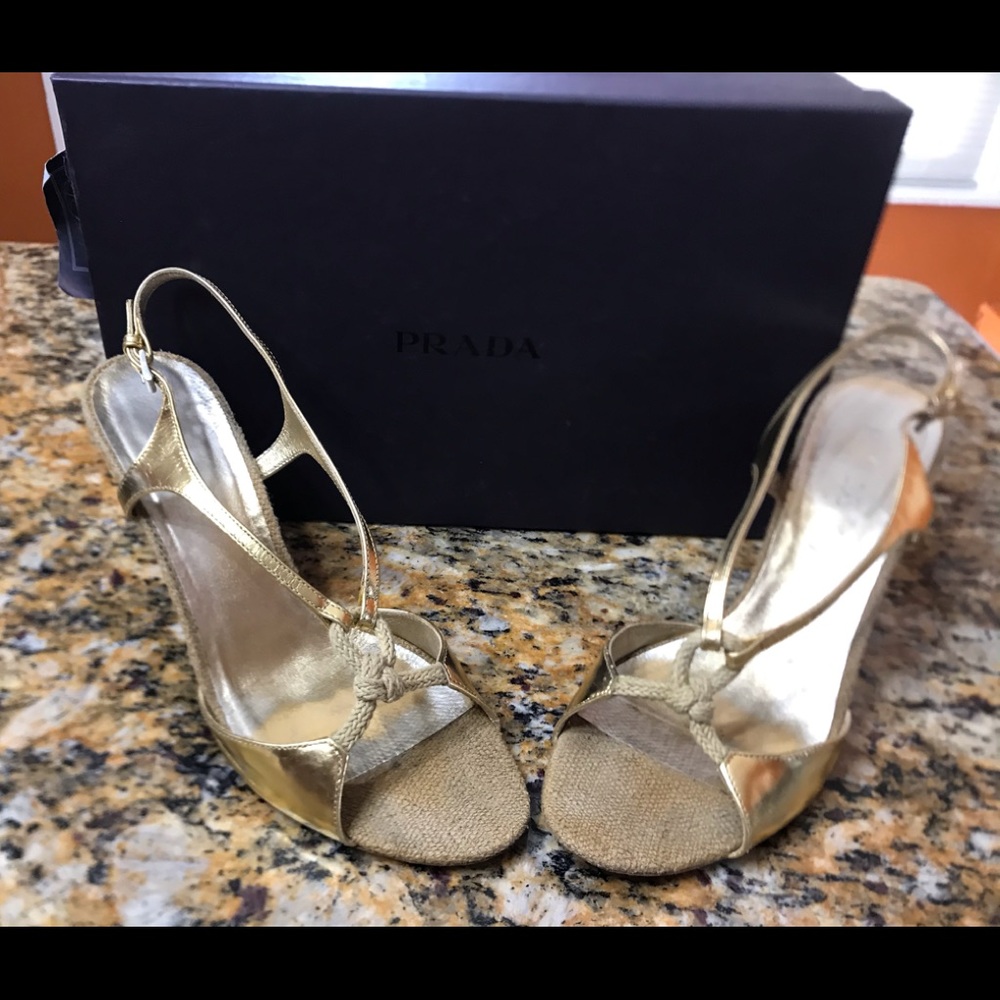 Prada Woven Straw Wedge Sandal sz40.5